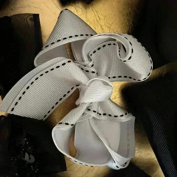 LOT OF 5 GIRLS HAIRBOWS BLACK/ BLACK&WHITE - Picture 5 of 9